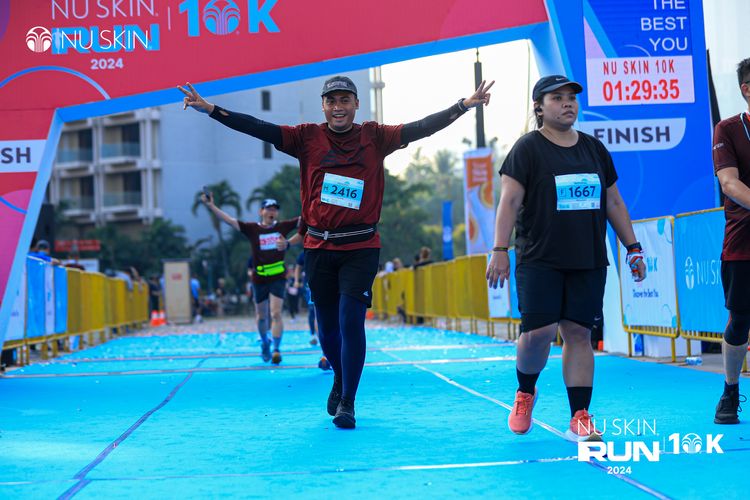 Race photo from Nu Skin Run 10K