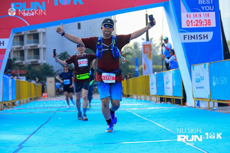 Race photo from Nu Skin Run 10K