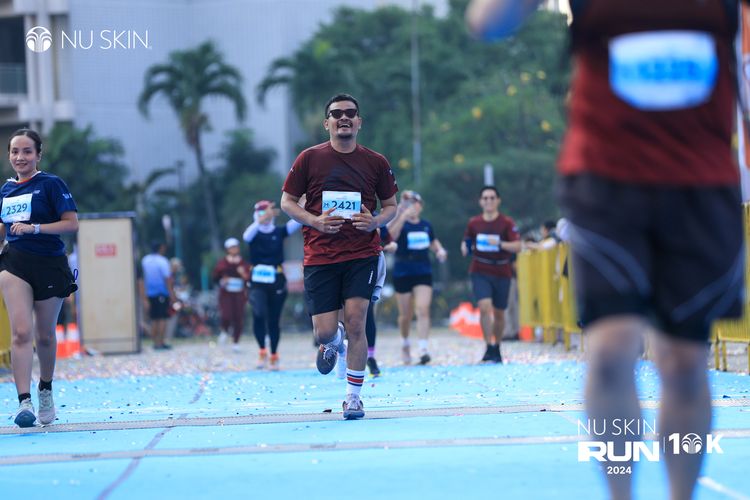 Race photo from Nu Skin Run 10K
