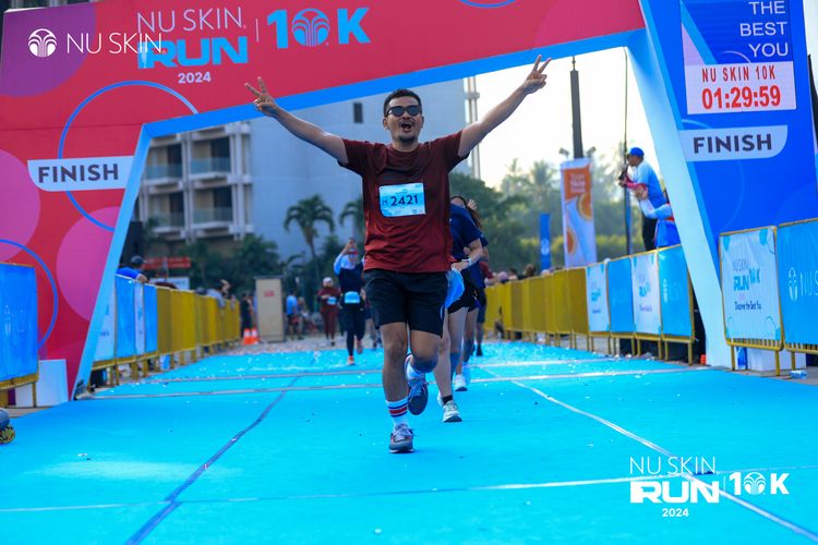 Race photo from Nu Skin Run 10K