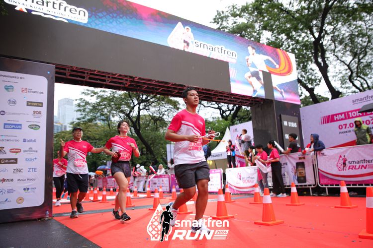 Race photo from Smartfren Run 2024