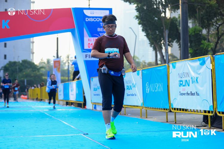 Race photo from Nu Skin Run 10K