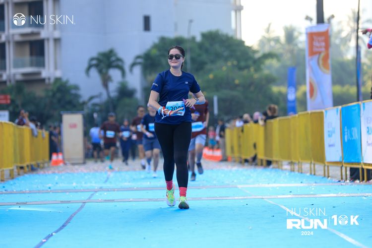 Race photo from Nu Skin Run 10K