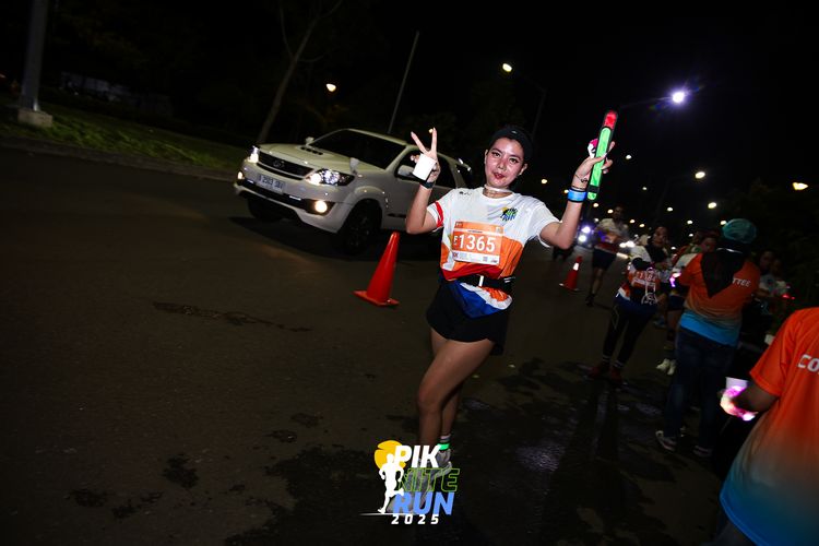 Race photo from PIK NITE RUN 2025