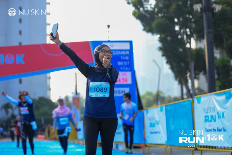 Race photo from Nu Skin Run 10K