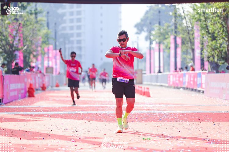 Race photo from Smartfren Run 2025 