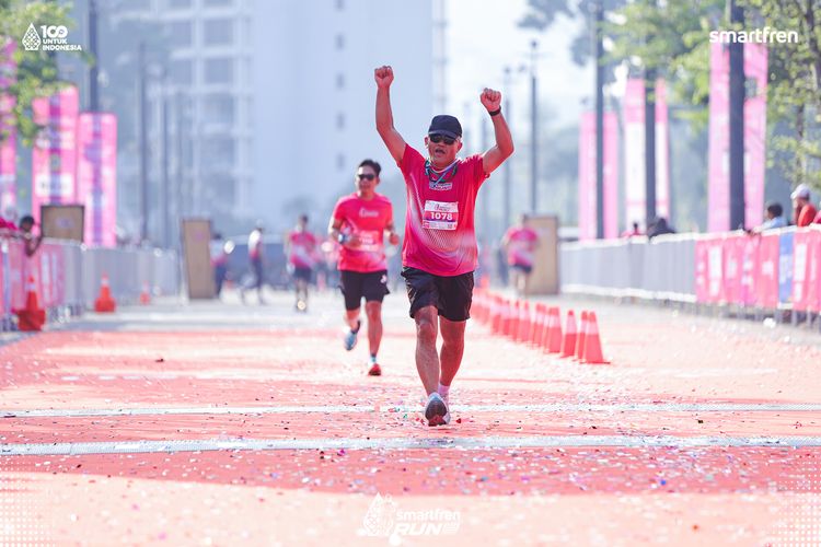 Race photo from Smartfren Run 2025 