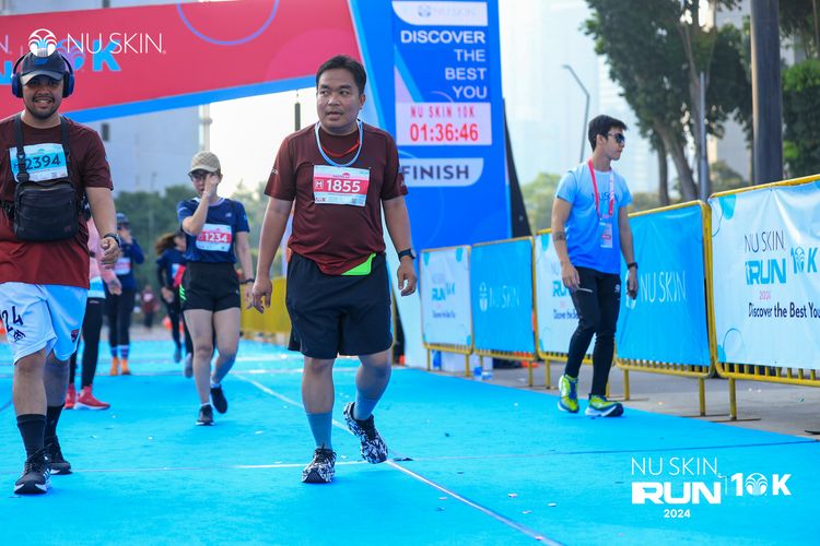 Race photo from Nu Skin Run 10K