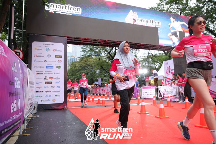 Race photo from Smartfren Run 2024