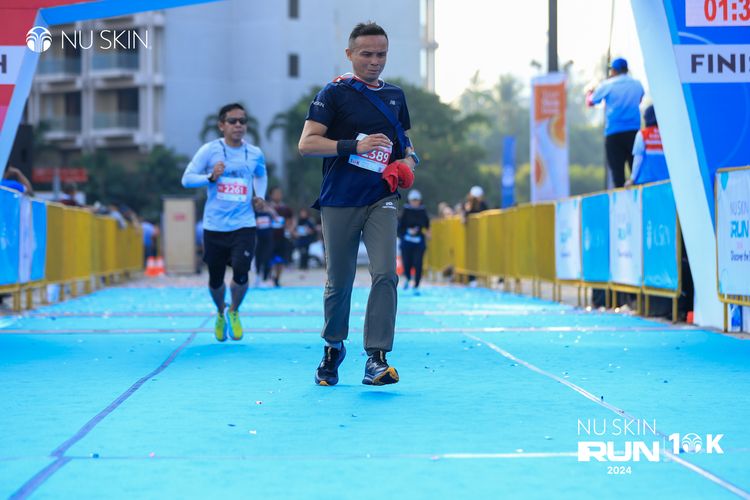 Race photo from Nu Skin Run 10K