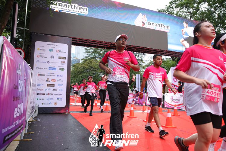 Race photo from Smartfren Run 2024