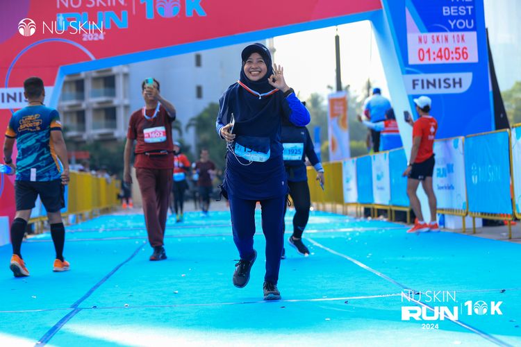 Race photo from Nu Skin Run 10K