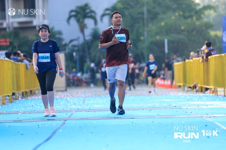 Race photo from Nu Skin Run 10K