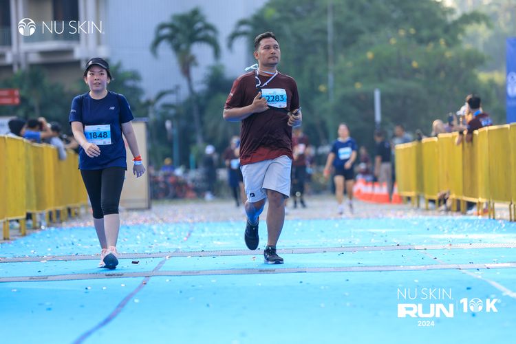 Race photo from Nu Skin Run 10K