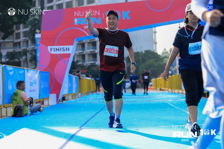 Race photo from Nu Skin Run 10K