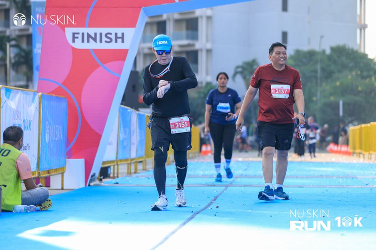 Race photo from Nu Skin Run 10K