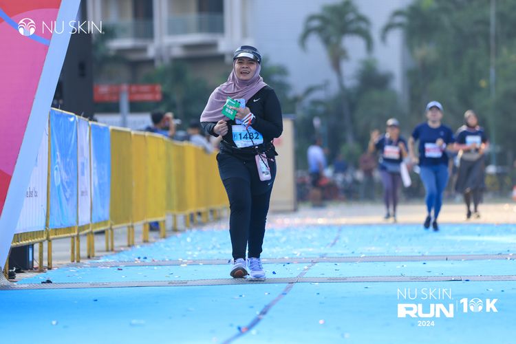 Race photo from Nu Skin Run 10K