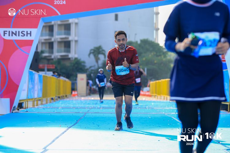 Race photo from Nu Skin Run 10K