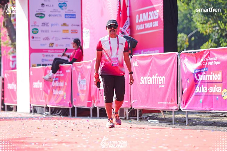 Race photo from Smartfren Run 2025 