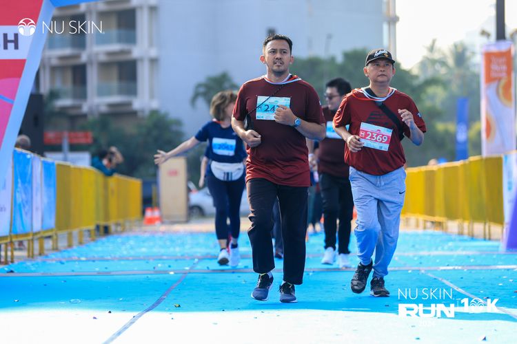 Race photo from Nu Skin Run 10K