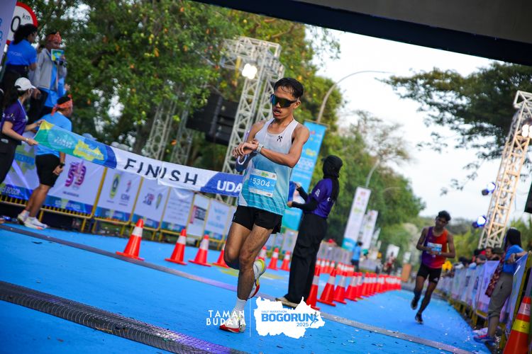 Race photo from Taman Budaya x BOGORUN 2025