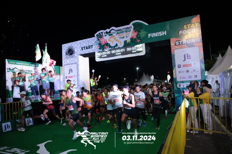 Race photo from Arutmin Borneo Run 2024