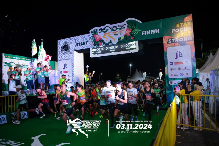 Race photo from Arutmin Borneo Run 2024