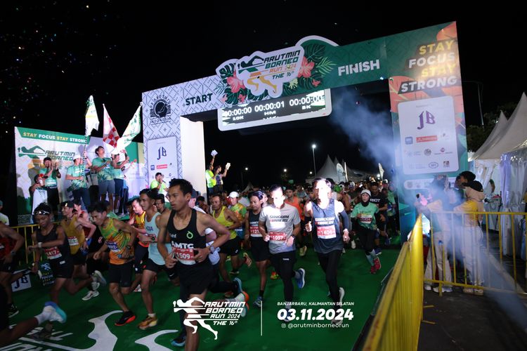 Race photo from Arutmin Borneo Run 2024