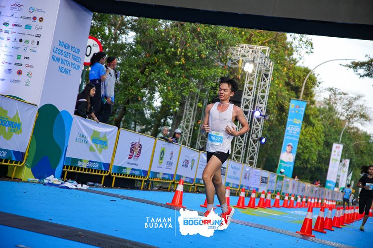 Race photo from Taman Budaya x BOGORUN 2025