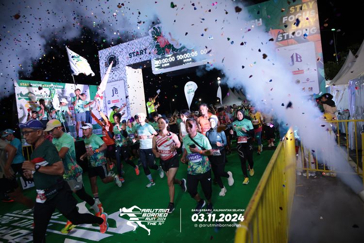 Race photo from Arutmin Borneo Run 2024