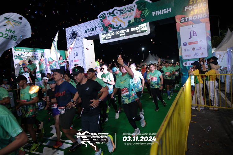 Race photo from Arutmin Borneo Run 2024