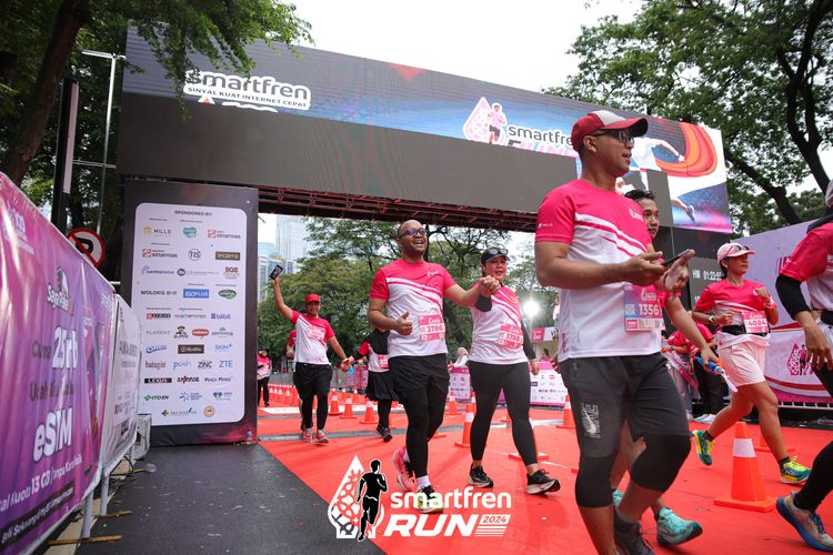 Race photo from Smartfren Run 2024