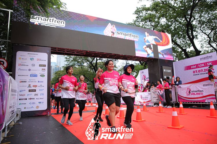 Race photo from Smartfren Run 2024