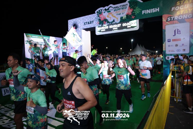 Race photo from Arutmin Borneo Run 2024