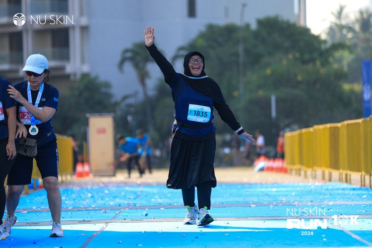 Race photo from Nu Skin Run 10K