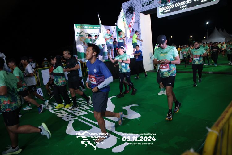 Race photo from Arutmin Borneo Run 2024