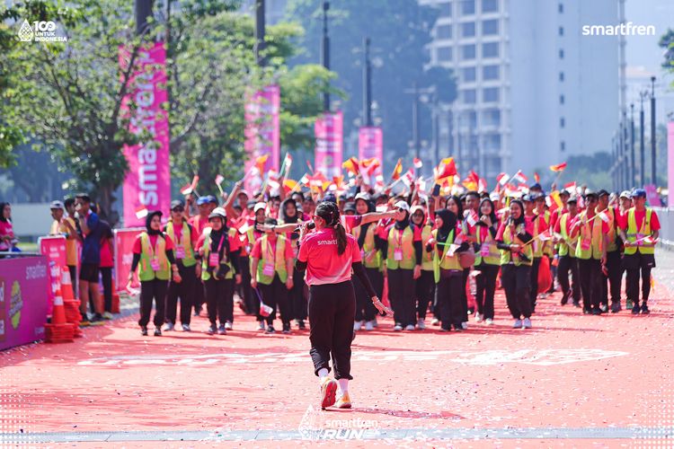 Race photo from Smartfren Run 2025 