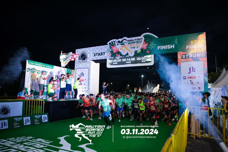 Race photo from Arutmin Borneo Run 2024