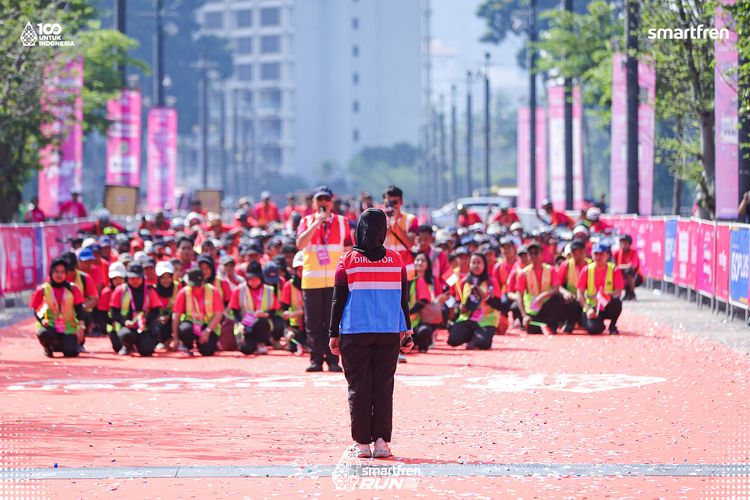 Race photo from Smartfren Run 2025 