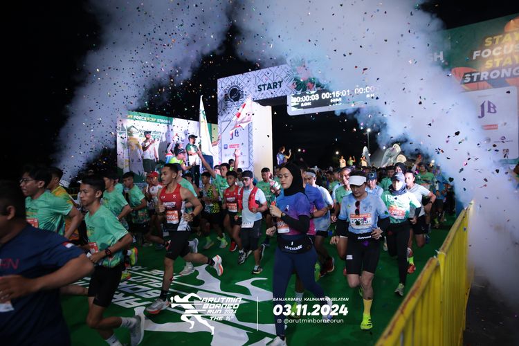 Race photo from Arutmin Borneo Run 2024