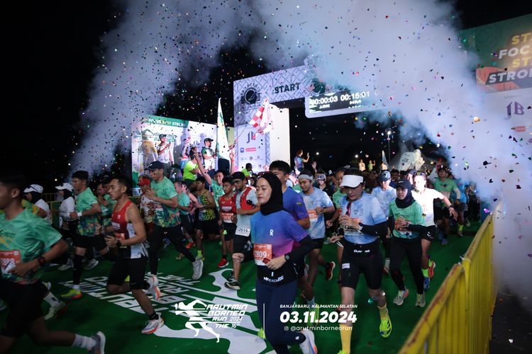 Race photo from Arutmin Borneo Run 2024