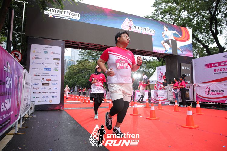 Race photo from Smartfren Run 2024