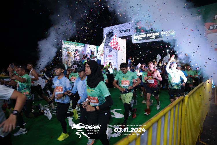 Race photo from Arutmin Borneo Run 2024