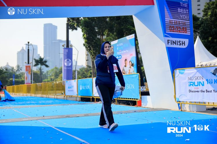 Race photo from Nu Skin Run 10K