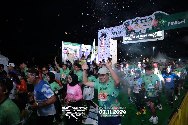 Race photo from Arutmin Borneo Run 2024