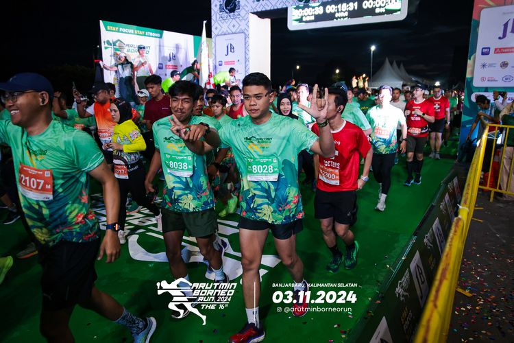 Race photo from Arutmin Borneo Run 2024