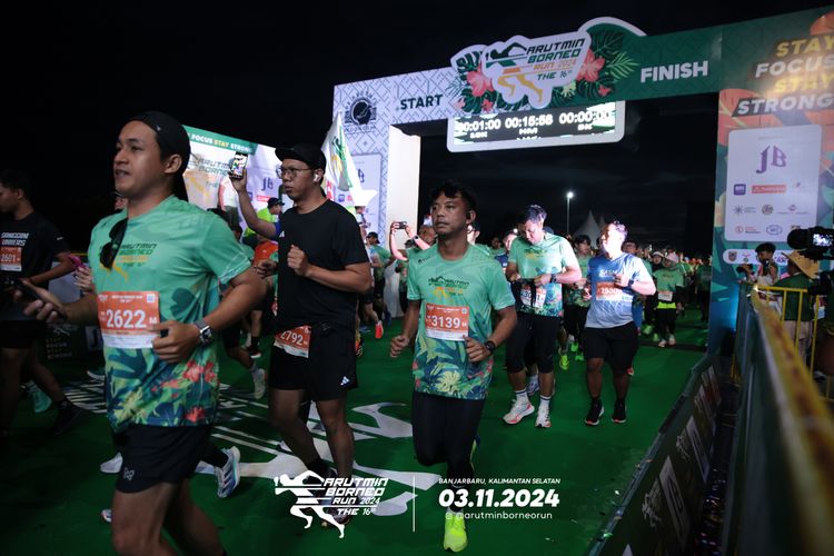 Race photo from Arutmin Borneo Run 2024