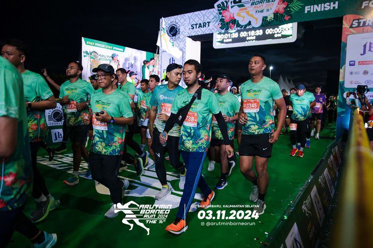 Race photo from Arutmin Borneo Run 2024