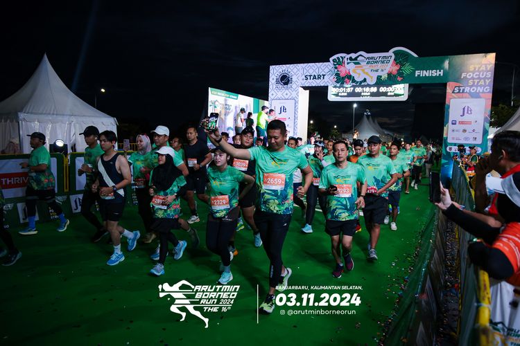 Race photo from Arutmin Borneo Run 2024