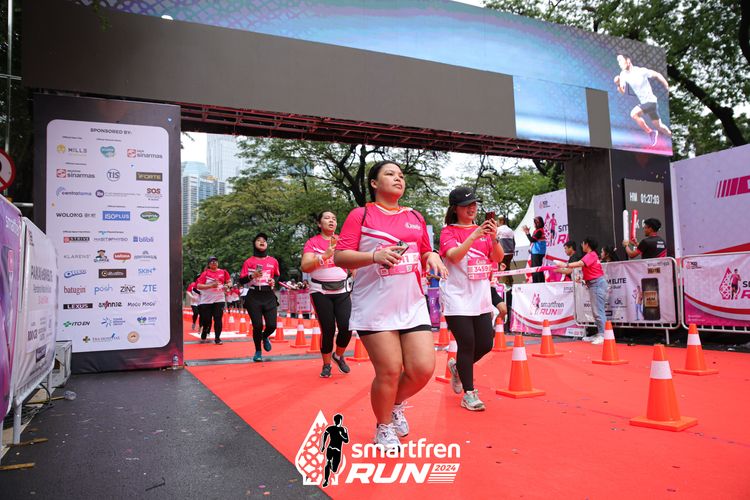 Race photo from Smartfren Run 2024